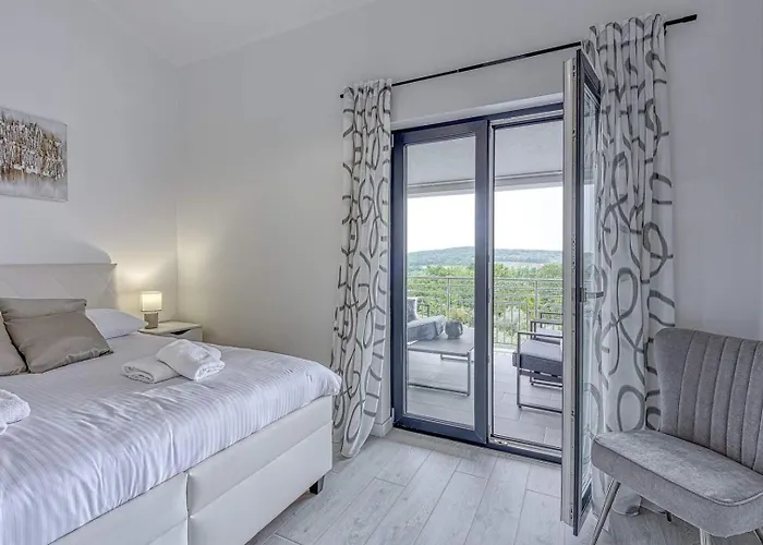 Foscolino Villa Porec